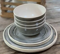 RJRQuality Camping Servies - 12 Delig – 100% Melamine Servies Set – Campingservies – Melamine Borden 11 RJRQuality Camping Servies - 12 Delig – 100% Melamine Servies Set – Campingservies – Melamine Borden -Camping Korting 1200x1078 3