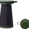 Kampeerkruk - Uitschuifbare Kruk - Military / Groen - Tot 120 Kg - Travel Stool - INCLUSIEF OPBERGZAK - Opvouwbare Campingkruk - Inklapbaar Krukje - Telescopische Kruk - Camping - Outdoor