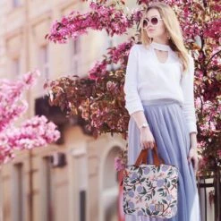 Brisby 4 Laags Geïsoleerde Koeltas - Lunchtas 7 Liter - Bloemetjes Wit -Camping Korting 1200x1200 1044