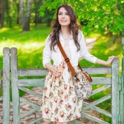 Brisby 4 Laags Geïsoleerde Koeltas - Lunchtas 7 Liter - Bloemetjes Wit -Camping Korting 1200x1200 1047