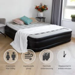 BluMill Luchtbed - 2-persoons - Ingebouwde Pomp - 203x152x36 Cm - Duurzame Keuze -Camping Korting 1200x1200 500