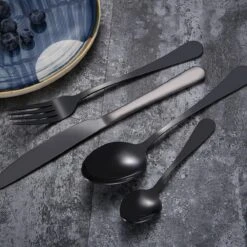 SMILON Bestekset In Koffer Zwart - 16 Delig Messen Vorken Lepels Voor 4 Personen - Camping - Ideaal Voor Reizen, Kamperen, Thuis 5 SMILON Bestekset In Koffer Zwart - 16 Delig Messen Vorken Lepels Voor 4 Personen - Camping - Ideaal Voor Reizen, Kamperen, Thuis -Camping Korting 1200x1200 573