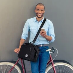 Brisby 4 Laags Geïsoleerde Koeltas - Lunchtas 12 Liter - Extra Ruimte Uitvouwbaar- Zwart -Camping Korting 1200x1200 947