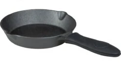Blackwell Siliconen Handvat - Voor Gietijzeren Pannen 6 Blackwell Siliconen Handvat - Voor Gietijzeren Pannen -Camping Korting 1200x716 2