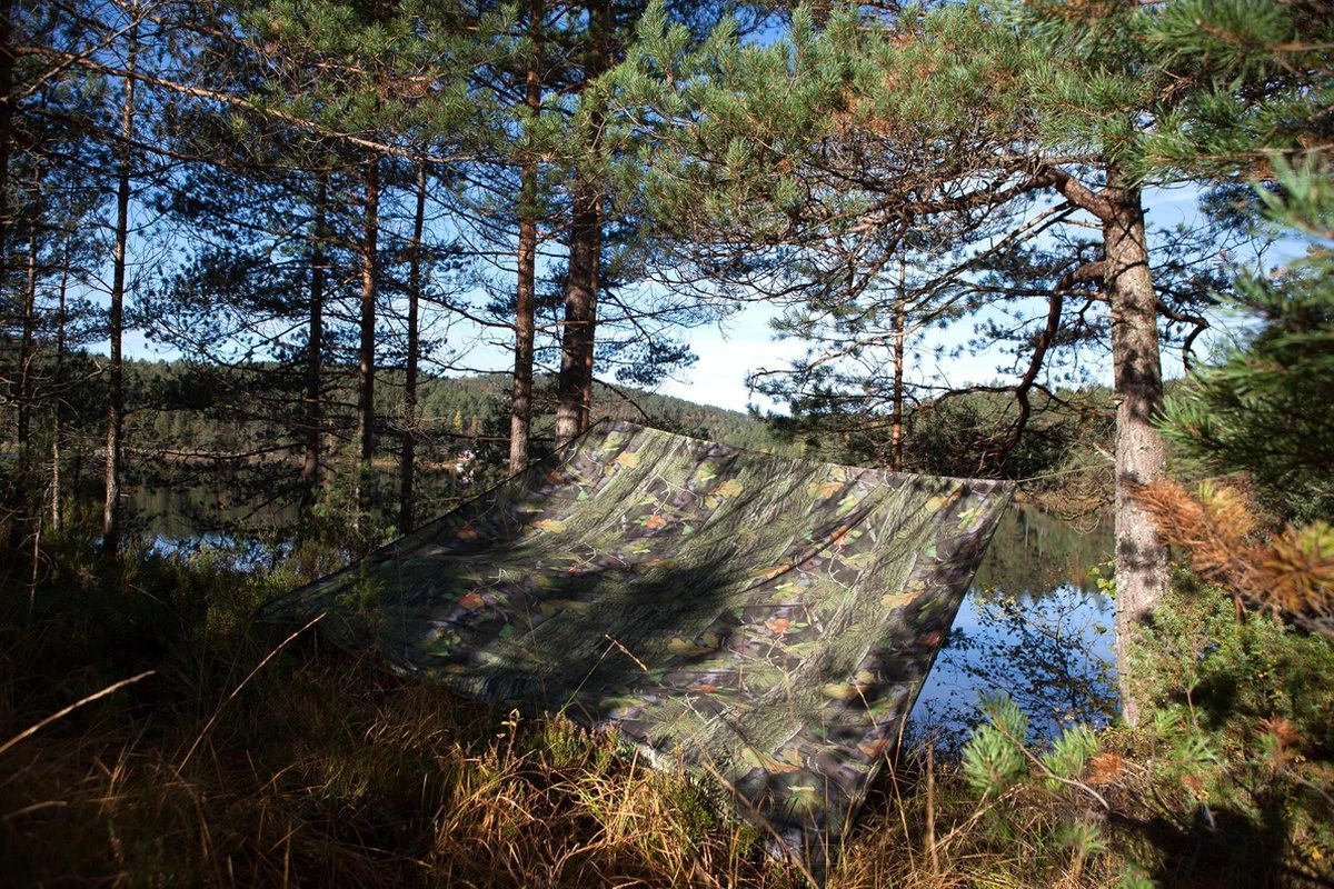 MacGyver® ‘3-in-1’ Tent | Tarp – Schaduwdoek – Hangmat | Strandtent | Outdoor-tent | Shelter | Vistent | 280 X 280 Cm | Camouflage | Waterdicht | Lichtgewicht 2 MacGyver® ‘3-in-1’ Tent | Tarp – Schaduwdoek – Hangmat | Strandtent | Outdoor-tent | Shelter | Vistent | 280 X 280 Cm | Camouflage | Waterdicht | Lichtgewicht - Afbeelding 2