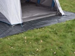 Campingdoek - Gronddoek - Worteldoek 5,25M X 8M Totaal 42M² + 15 GRATIS Grondpennen. Hoge Kwaliteit, Lucht En Water Doorlatend. -Camping Korting 1200x899 9