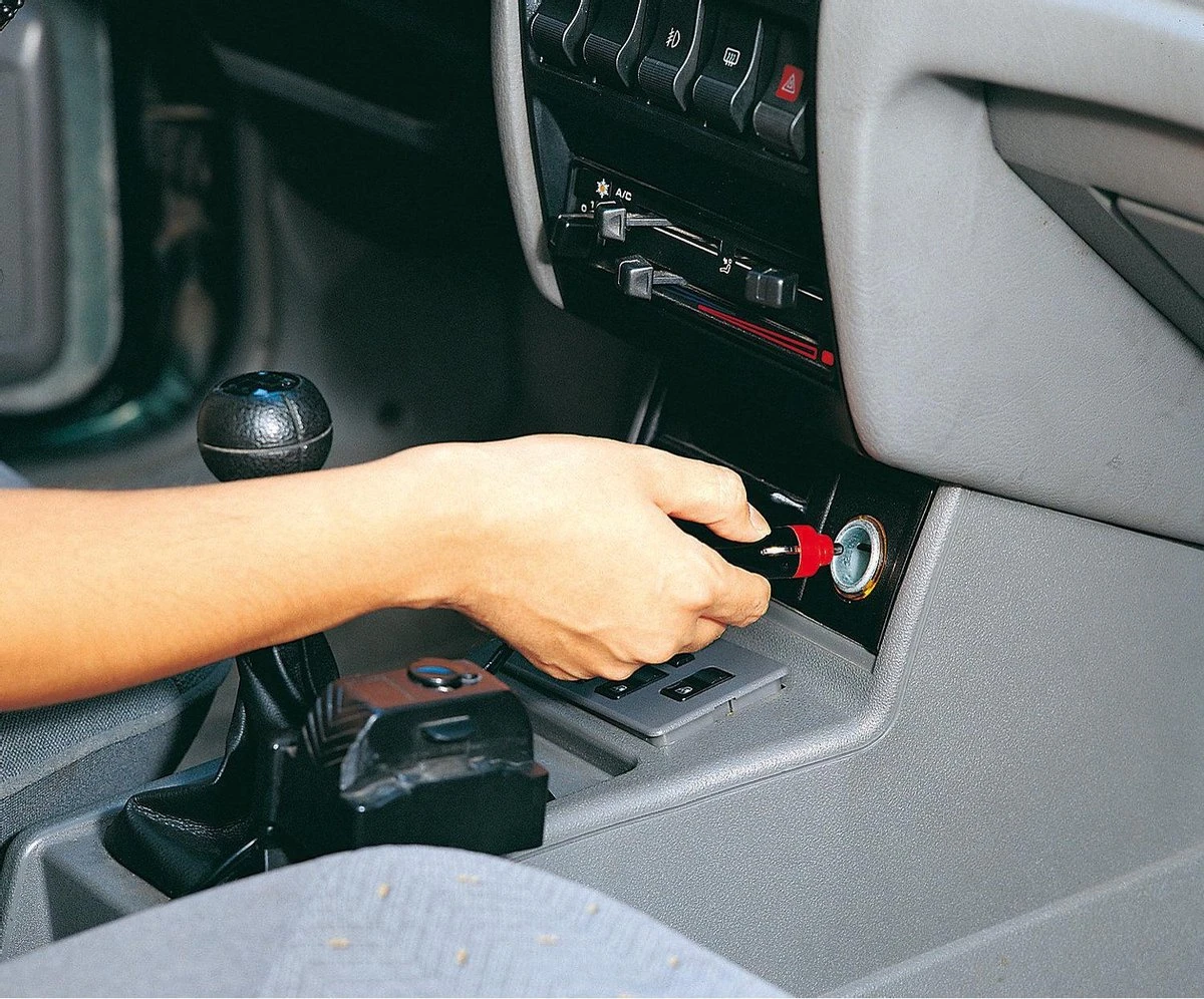 Campingaz Powerbox Plus Thermo-elektrische Koelbox - 12V / 230V - 28L - Grijs 3 Campingaz Powerbox Plus Thermo-elektrische Koelbox - 12V / 230V - 28L - Grijs - Afbeelding 3