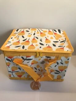 Kleine Lunch/sixpack Koeltas - Boterbloem Print - 20 X 30 Cm - 12 L 17 Kleine Lunch/sixpack Koeltas - Boterbloem Print - 20 X 30 Cm - 12 L -Camping Korting 899x1200 3